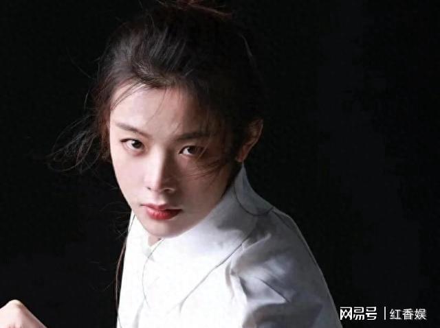 圈顶流必须德配位这次陈丽君要沉淀沉淀了PG麻将胡了2模拟器从影视到传统艺术(图5)