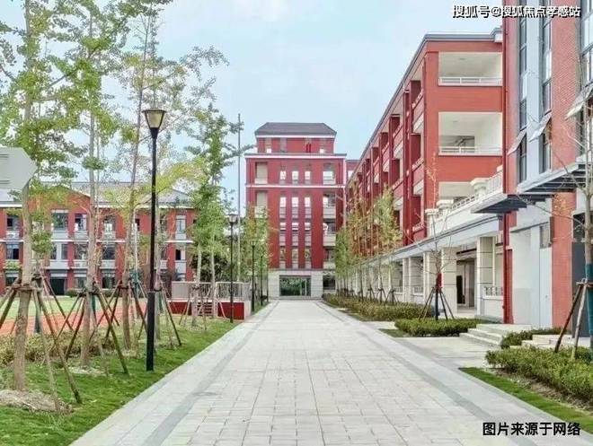 中旅揽阅售楼处发布：低密美宅静享时光PG麻将胡了2✪楼市重磅@闵行招商(图12)